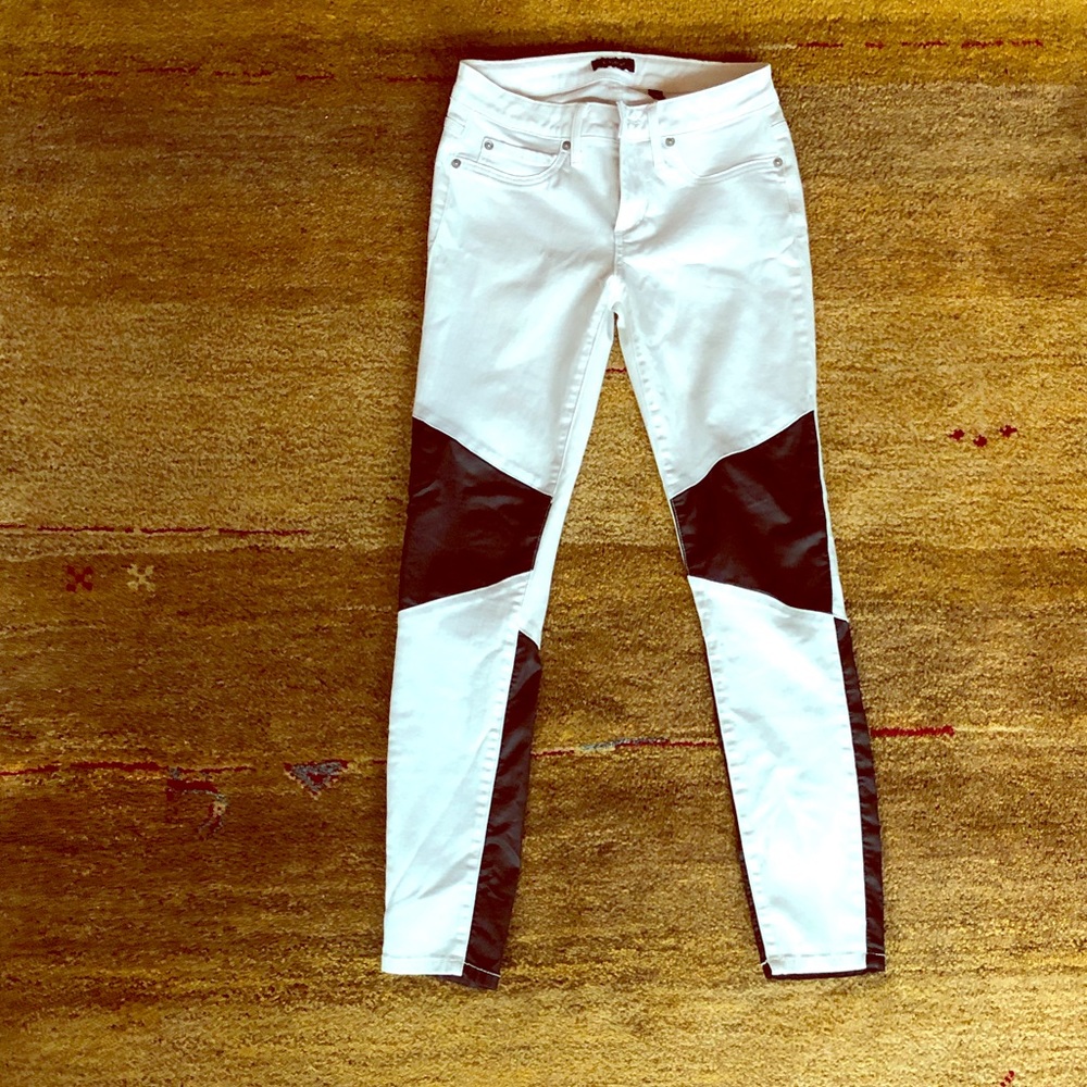 Bebe sassy skinny jeans